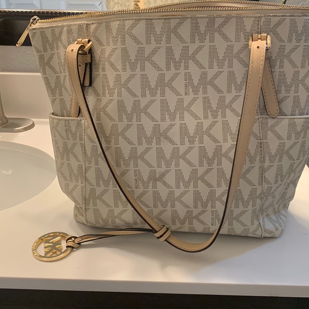 Michael Kors tote